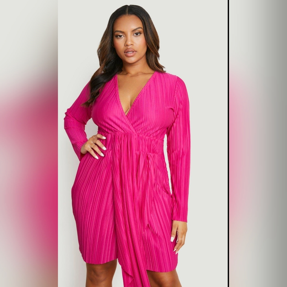 Boohoo Plisse Drape Wrap Dress Hot Pink Ribbed Party Cruise Plus Size US Sz 24 - Picture 1 of 8